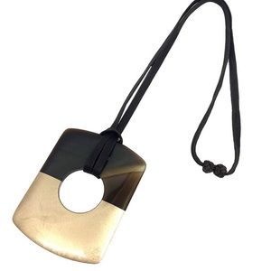 Hermes Horn Pendant Necklace (Dalva)
